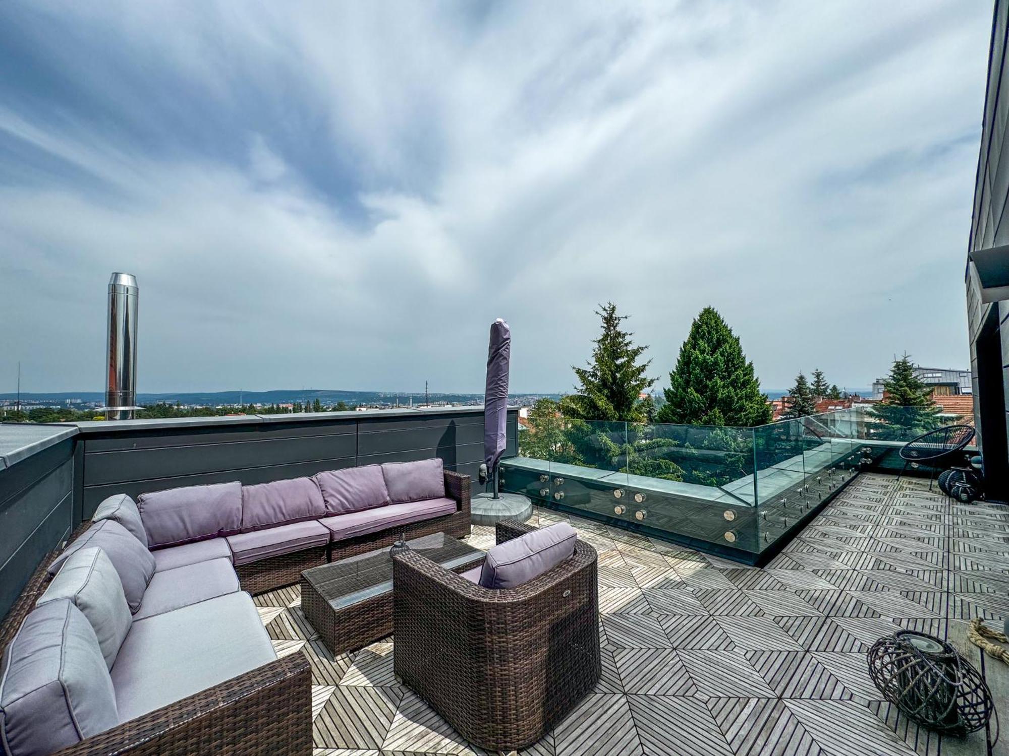 Apartman Se Saunou A Terasou S Vyhledem Na Brno Esterno foto