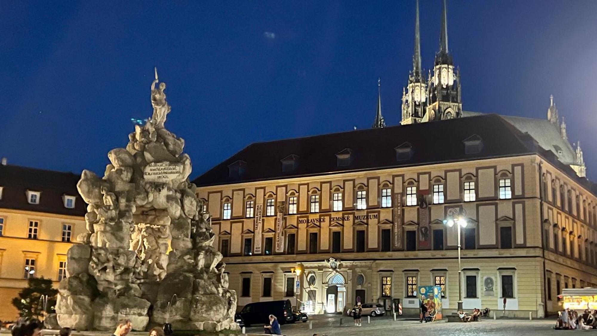 Apartman Se Saunou A Terasou S Vyhledem Na Brno Esterno foto