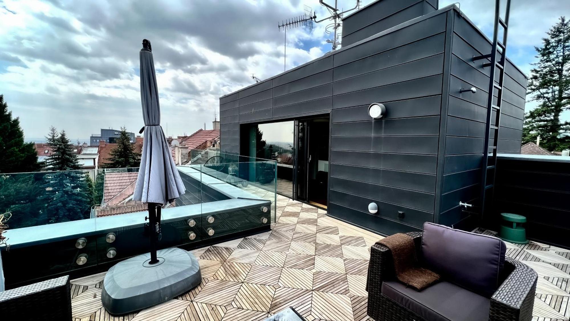 Apartman Se Saunou A Terasou S Vyhledem Na Brno Esterno foto