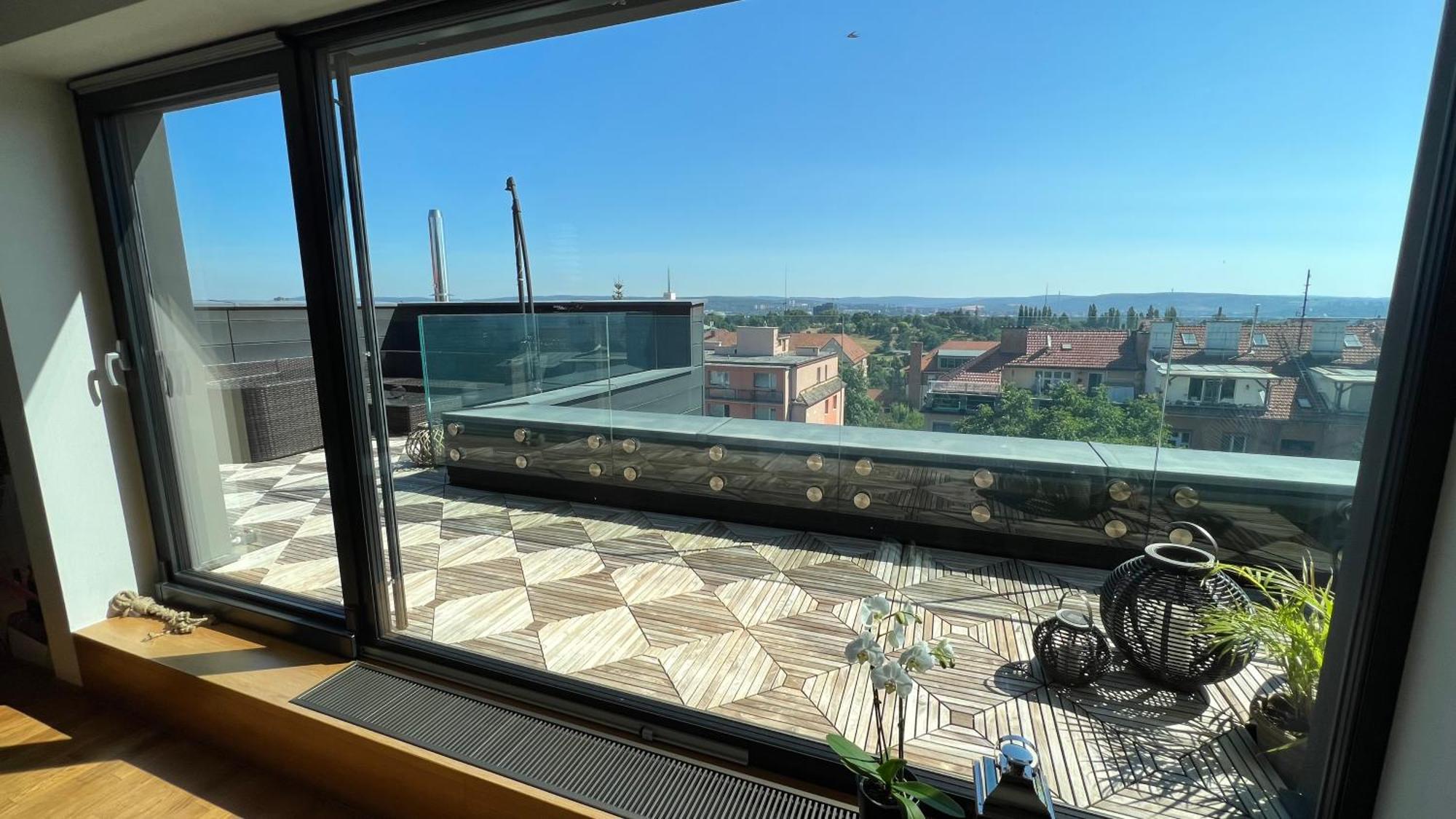Apartman Se Saunou A Terasou S Vyhledem Na Brno Esterno foto